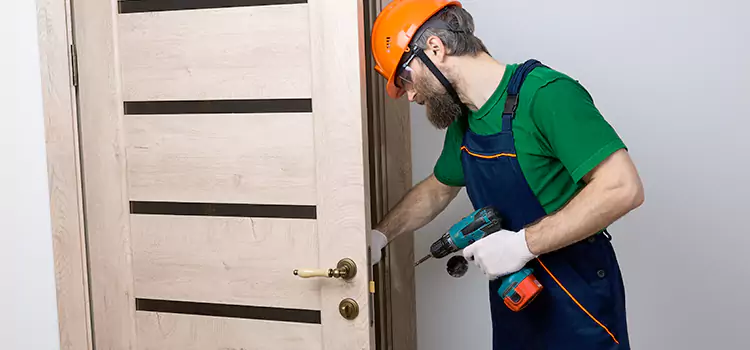 Replace Internal Door Handle with Lock Madison Heights